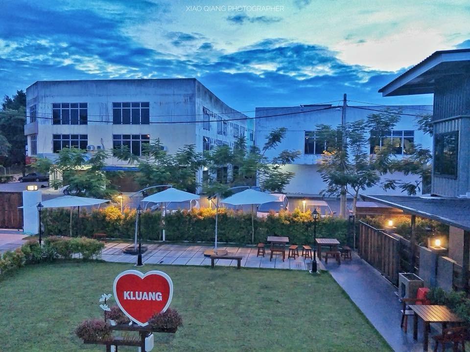 Kluang Container Swimming Pool Hotel Εξωτερικό φωτογραφία
