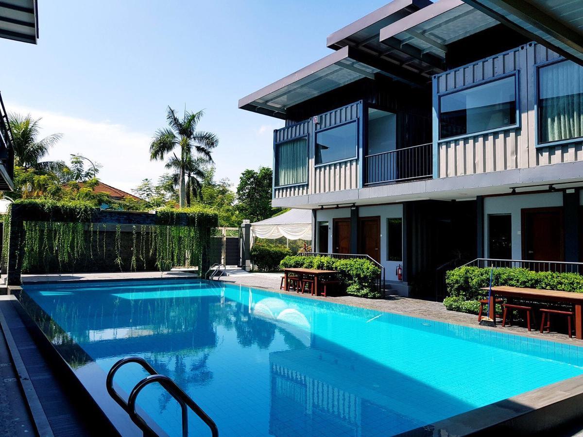 Kluang Container Swimming Pool Hotel Εξωτερικό φωτογραφία