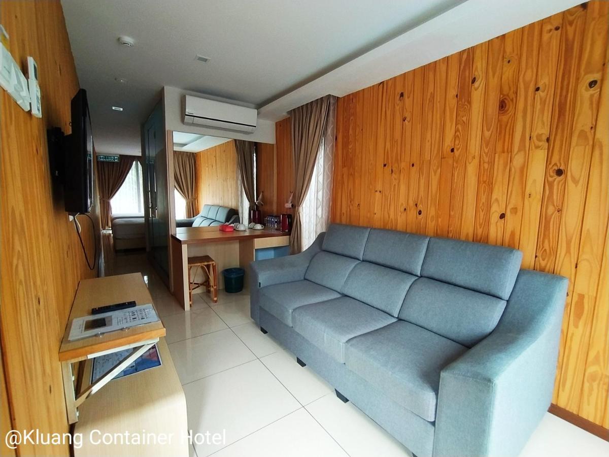 Kluang Container Swimming Pool Hotel Εξωτερικό φωτογραφία