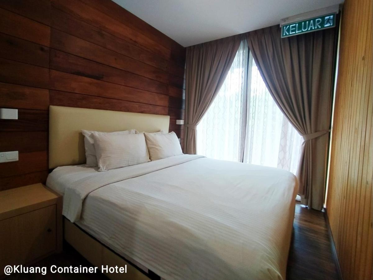 Kluang Container Swimming Pool Hotel Εξωτερικό φωτογραφία